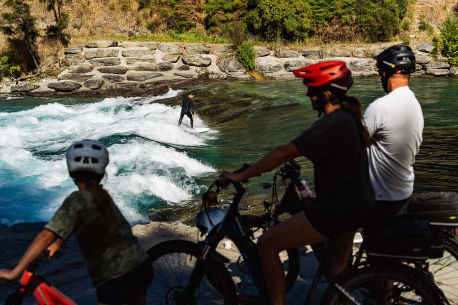 Wānaka: Gladstone Track and Wanaka Trails on Bike or eBike - What the $86 price delivers