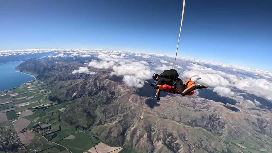 Wanaka: Tandem Skydive Experience - Safety, age, weight, and physical requirements