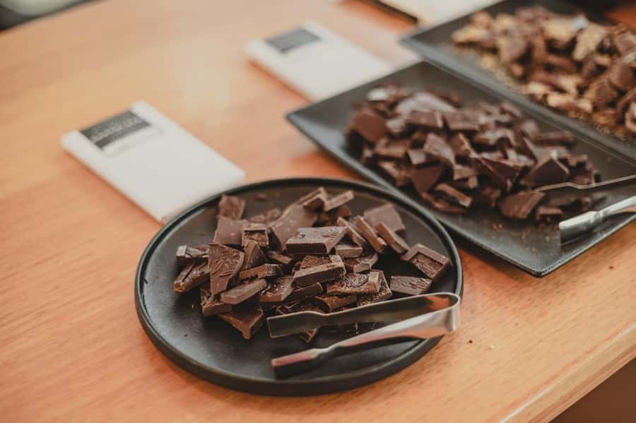 Wellington: 3 Hour Walking Food Tour - Italian family cooking and Wellington-made chocolate