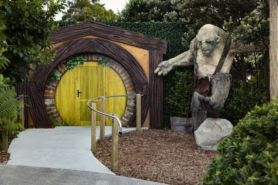 Wellington: Wētā Workshop Guided Tour Ticket - Photography rules and what you can remember
