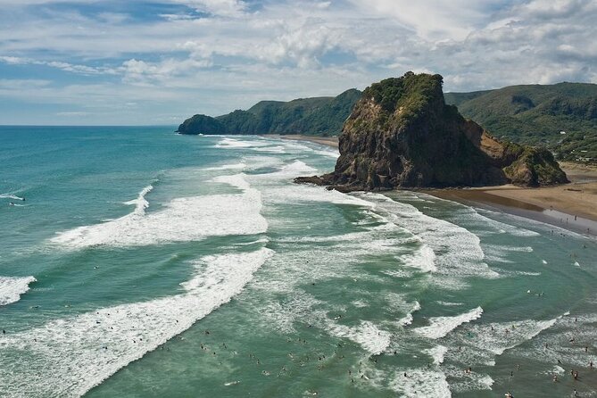West Coast Discovery Piha Beach Private Tour - Piha Beach and the dramatic Lion Rock