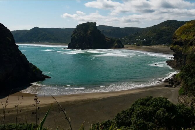 West Coast Discovery Tour - From Auckland city to the Waitakere Ranges
