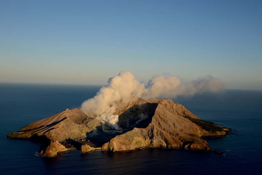 Whakaari - White Island Cultural and Flight Experience - Circling Whakaari and its steaming crater